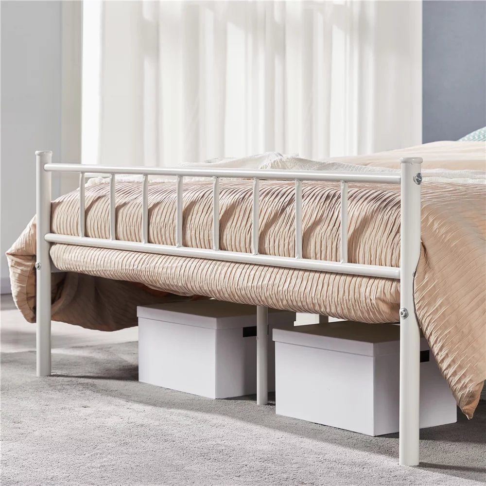 Queen Metal Platform Bed with Spindle Headboard and Footboard, White L579
