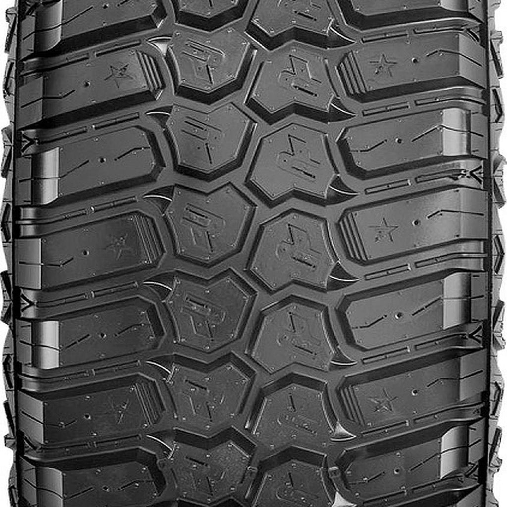 Mud Terrain Light Truck Tire K613654