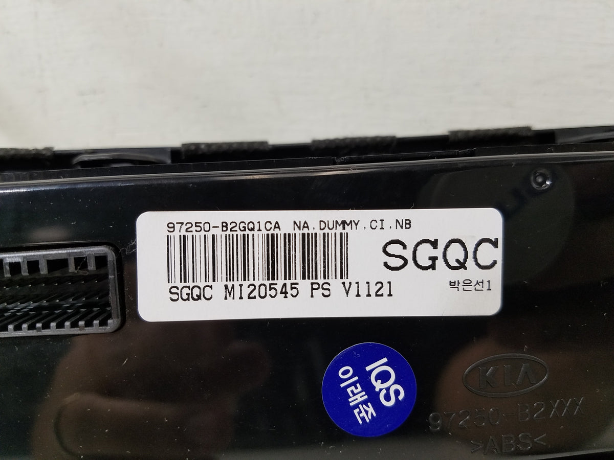 A/C Heat Temperature Control Unit with Bezel E4447