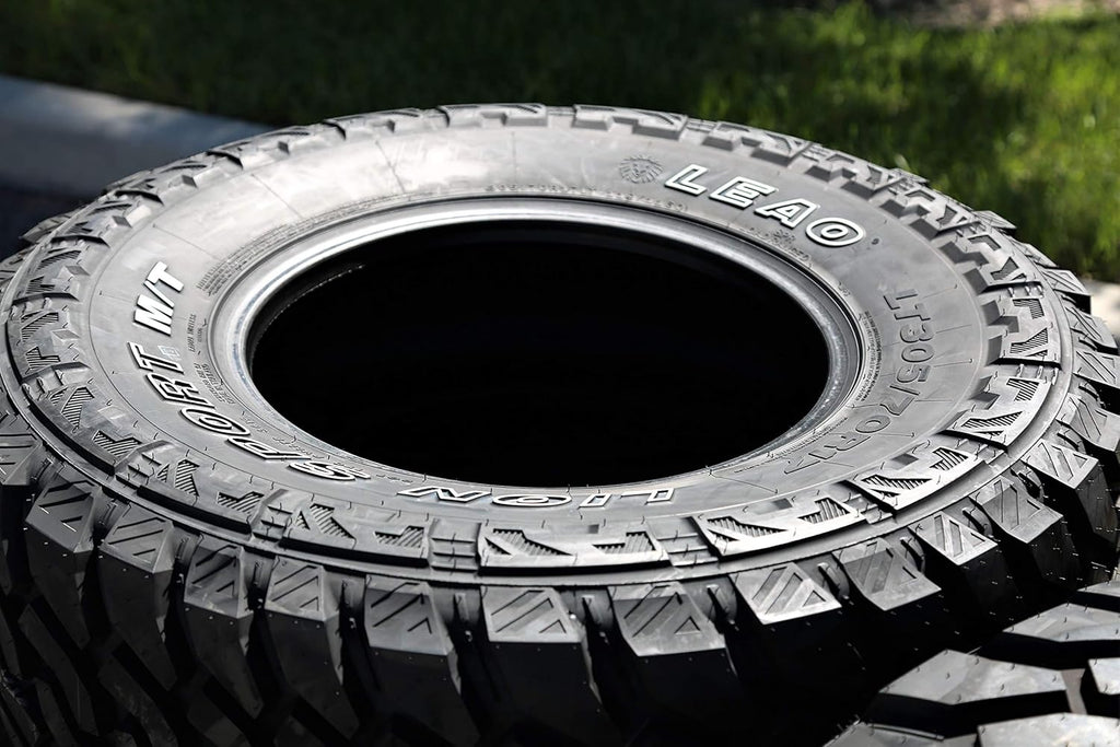 LT305/70R17 Mud Off-Road Light Truck Radial Tire B149933