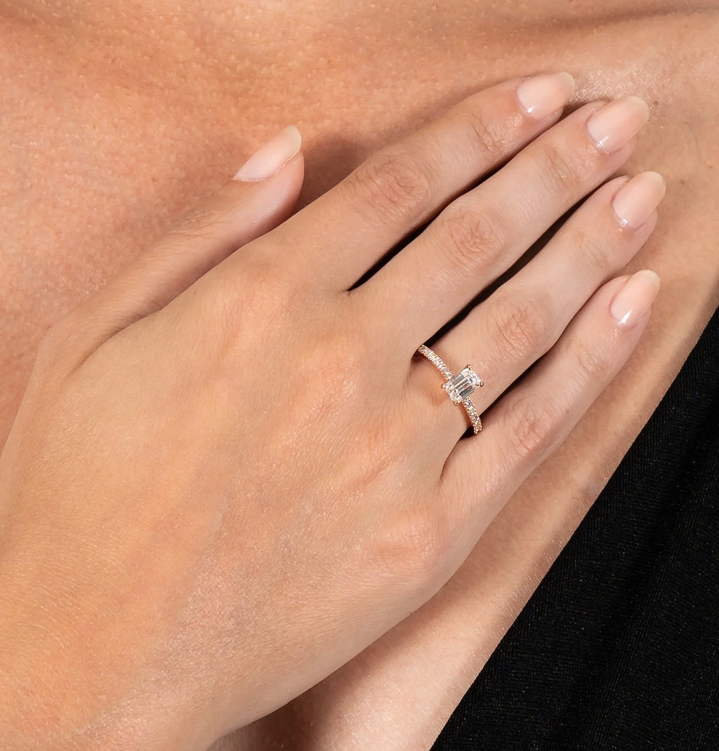 Emerald-cut Diamond Engagement Ring F1604