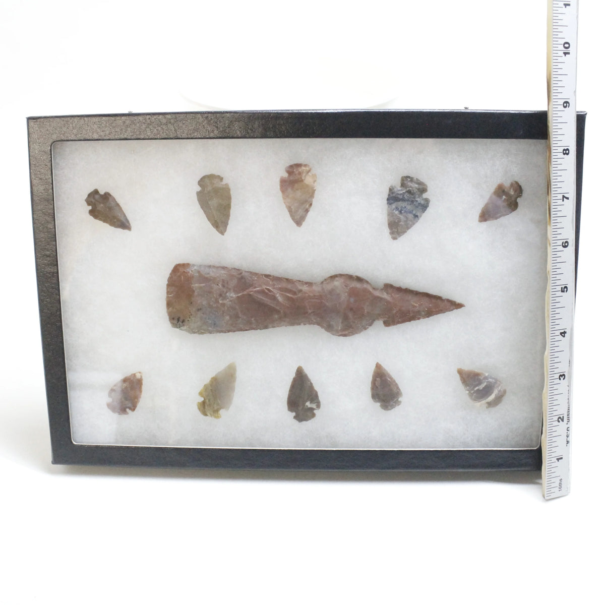 Ornamental Tomahawk Display F2862