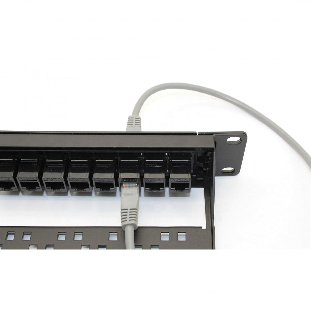 24 Port CAT6 Pass Through Coupler Patch Panel with Back Bar O815