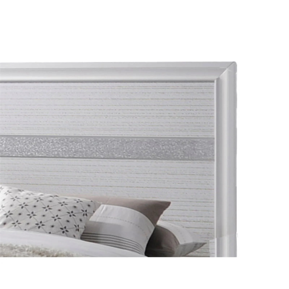 King Size White Wood Storage Bed J2313