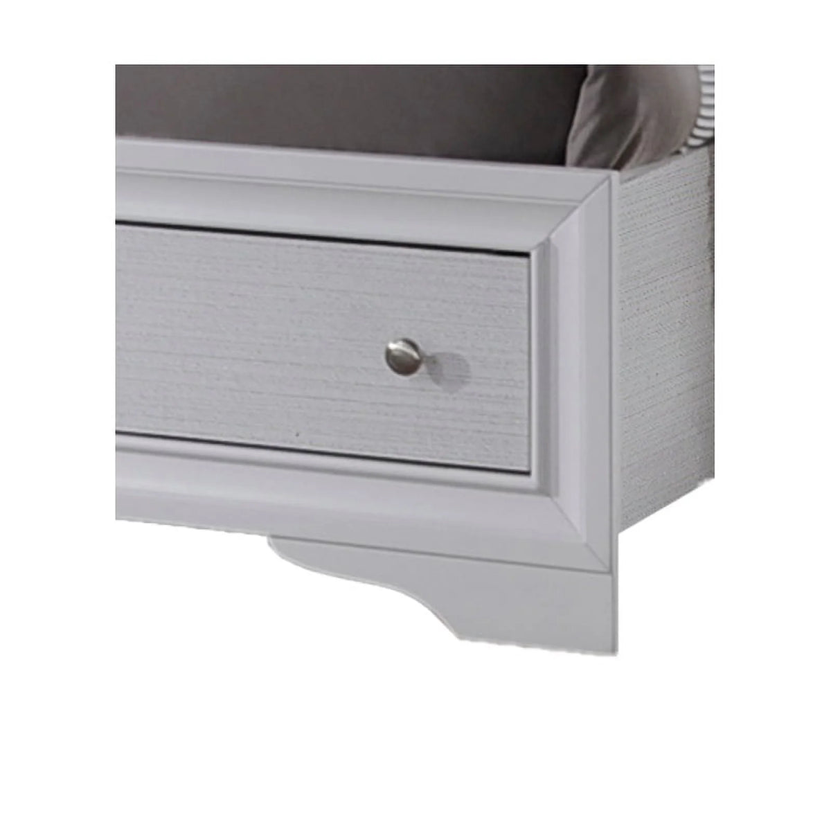 King Size White Wood Storage Bed J2313