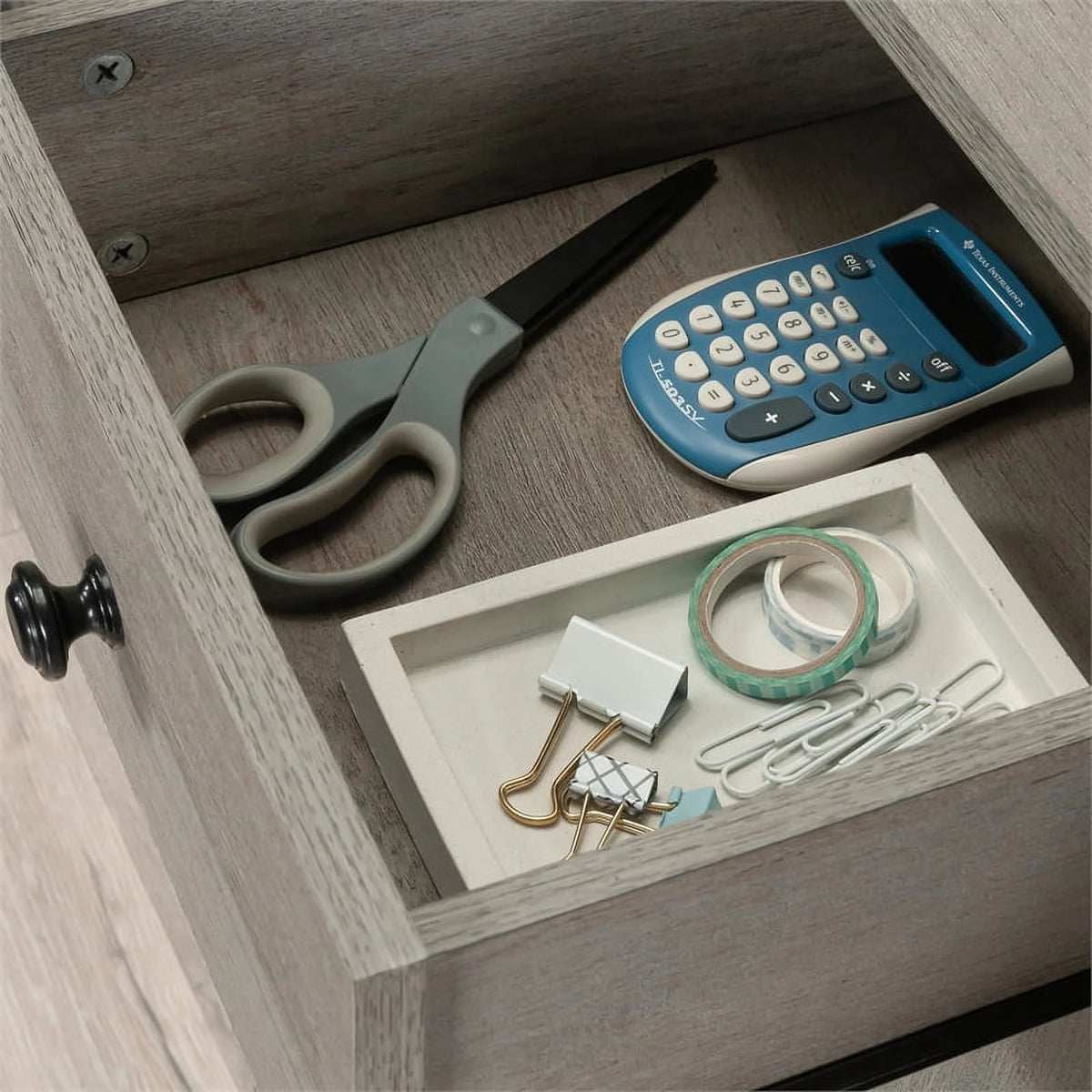 Engineered Wood Desk with Hutch F651