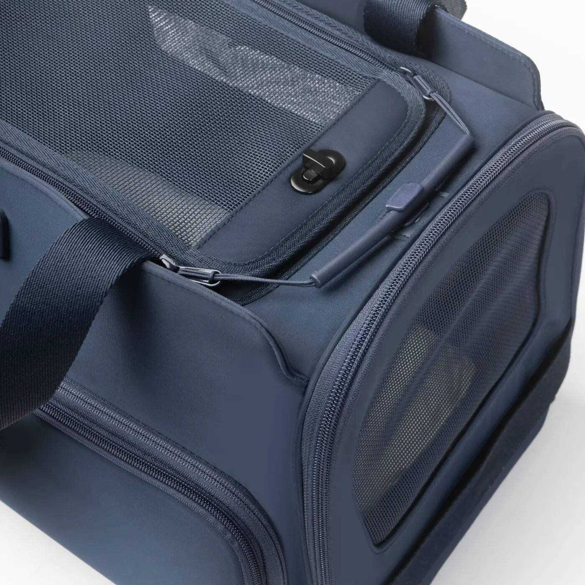 Travel Pet Carrier for Small Dogs and Cats Y15333