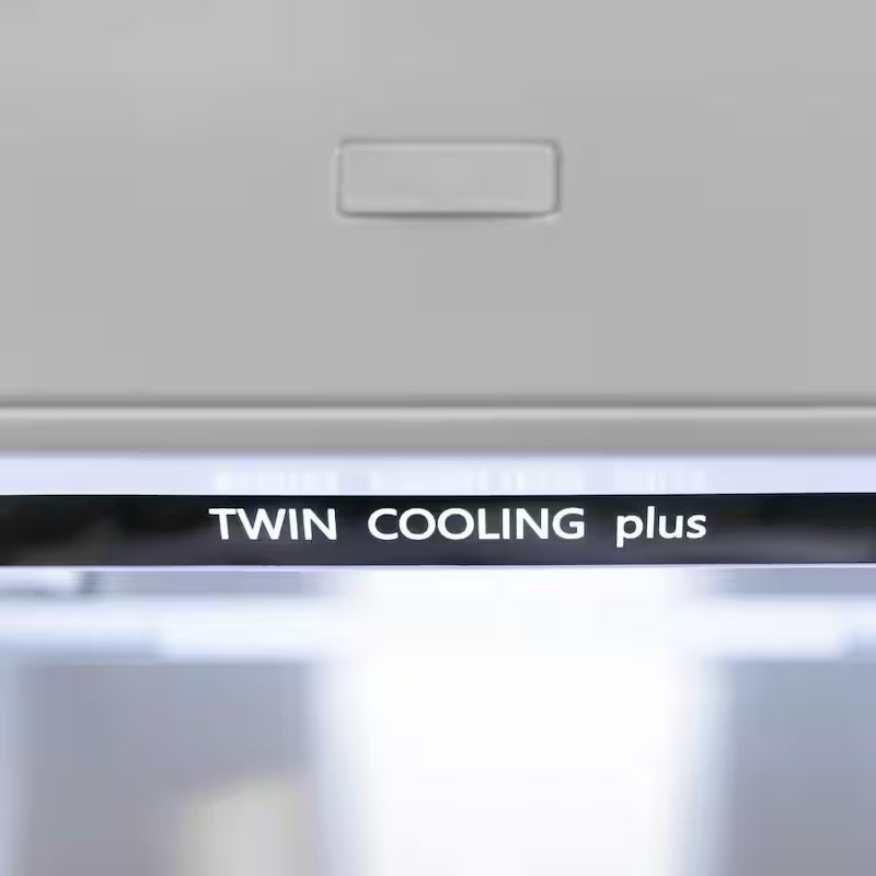 30 in. Bottom Freezer Refrigerator with Ice and Water Dispenser B822