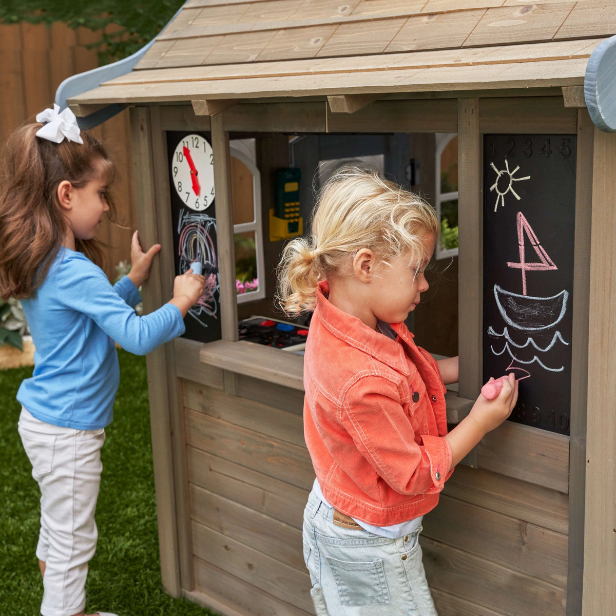 Wooden Outdoor Playhouse with Kitchen B672