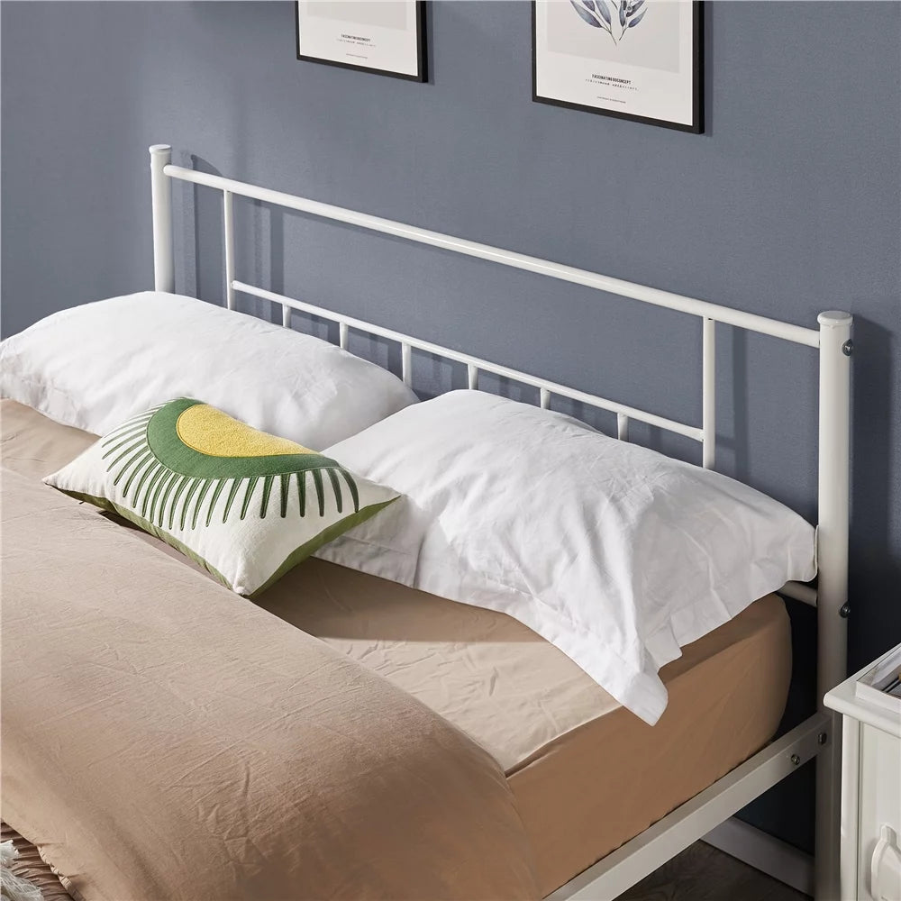 Queen Metal Platform Bed with Spindle Headboard and Footboard, White L579
